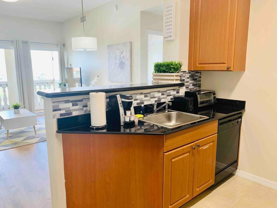 Walking Distance From Universal One Bedroom Resort 奥兰多 外观 照片
