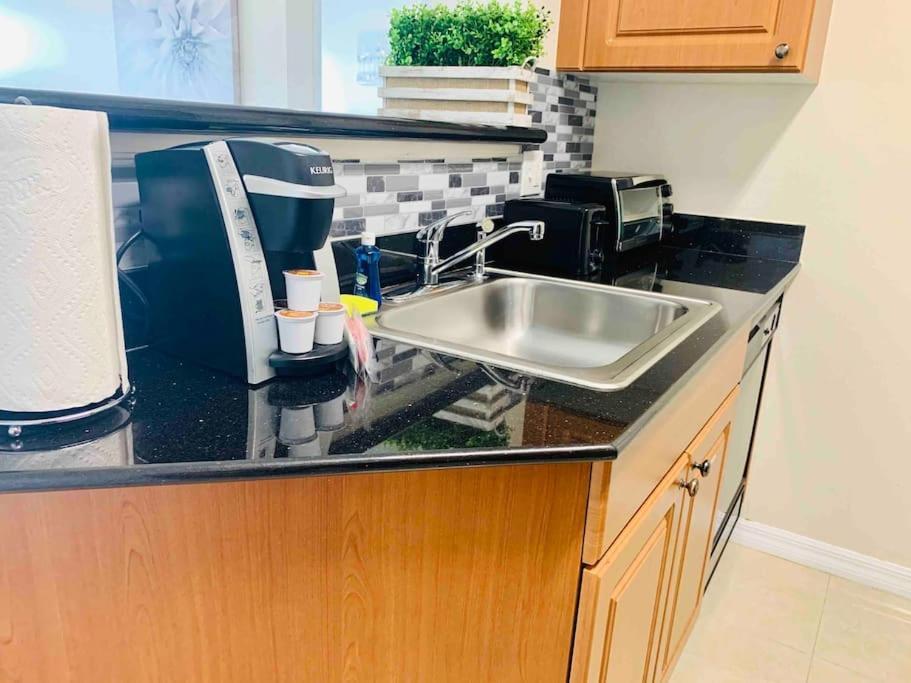 Walking Distance From Universal One Bedroom Resort 奥兰多 外观 照片
